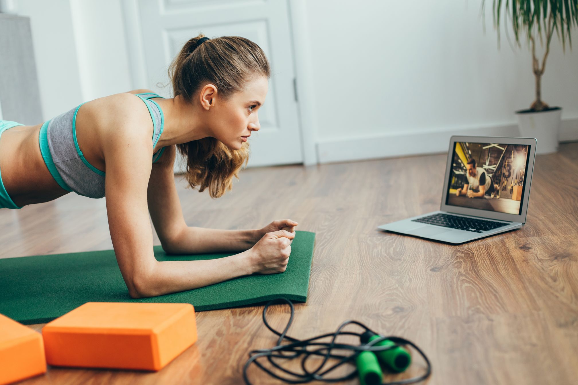 Exercise Clothes: Why Wicking Matters More Than You Think - n8t9fxd